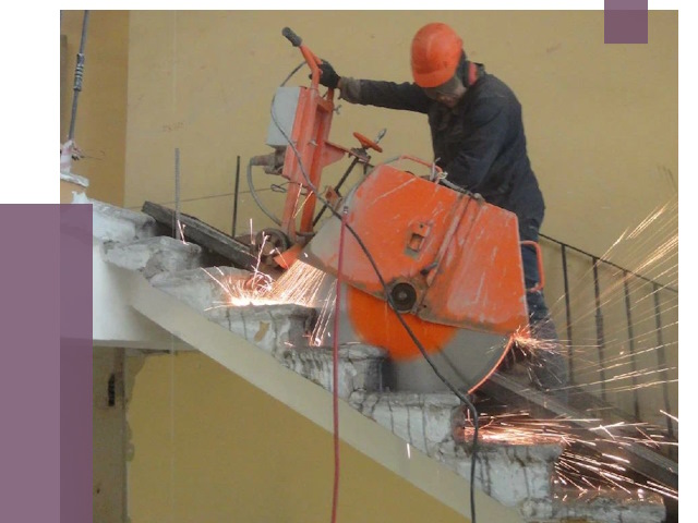 Демонтаж бетонных лестниц в Кронштадте от 4695 руб. за м2 | ПРОЛЁТ-Крн