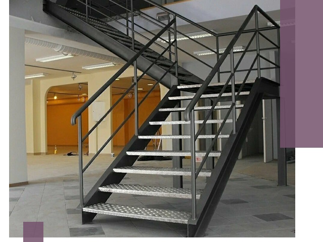 Лестницы для офиса в Кронштадте: изготовление, монтаж, демонтаж