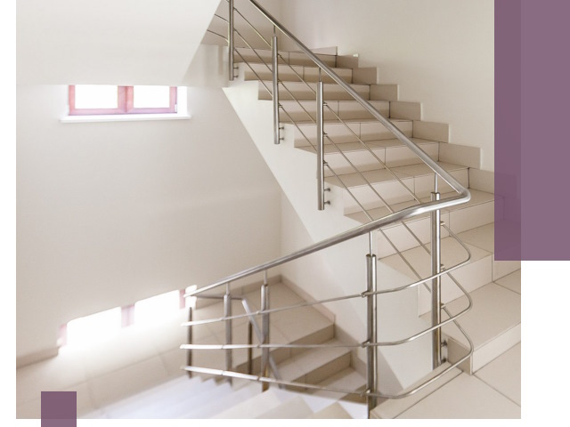 Установка и замена перил в подъезде в Кронштадте