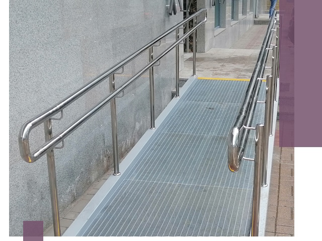 Пандусы для инвалидов в Кронштадте — изготовление и монтаж