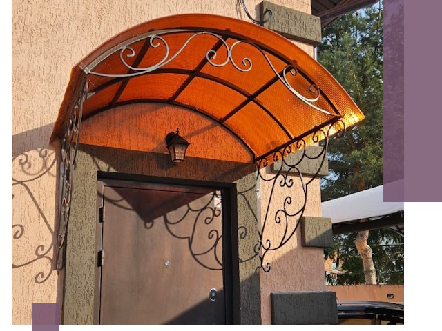 Демонтаж козырьков в Кронштадте быстро и безопасно