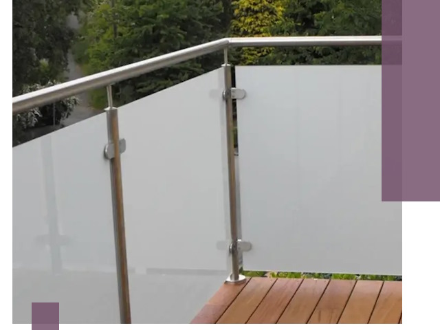 Алюминиевые парапеты для балконов и террас в Кронштадте