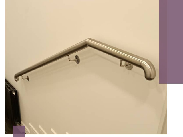 Изготовление пристенных поручней в Кронштадте под ключ за сроки