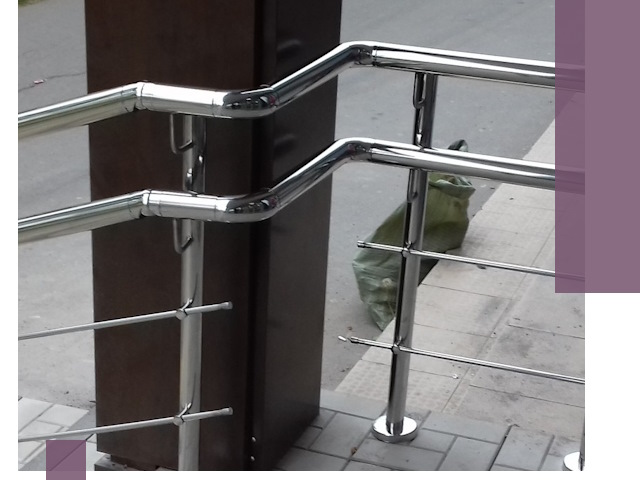 Монтаж поручней из нержавеющей стали в Кронштадте качественно и быстро